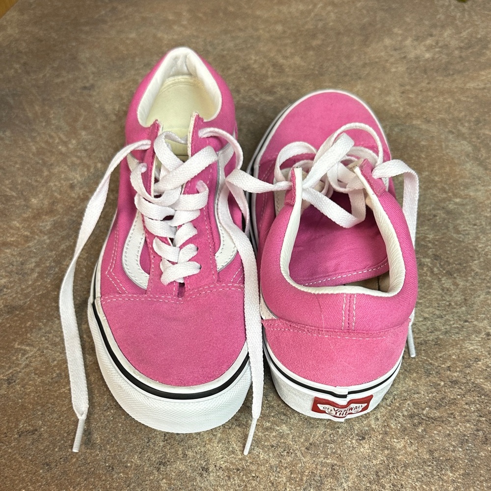 VANS brand new Pink and White Sneakers